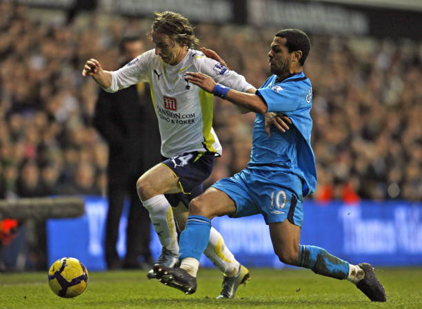 往往能够左 往往能够左