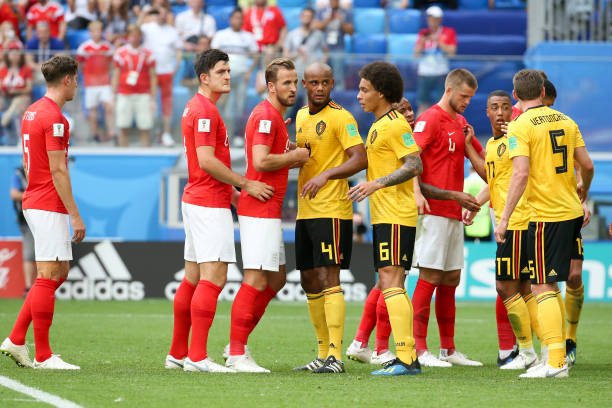 己的锋线 己的锋线